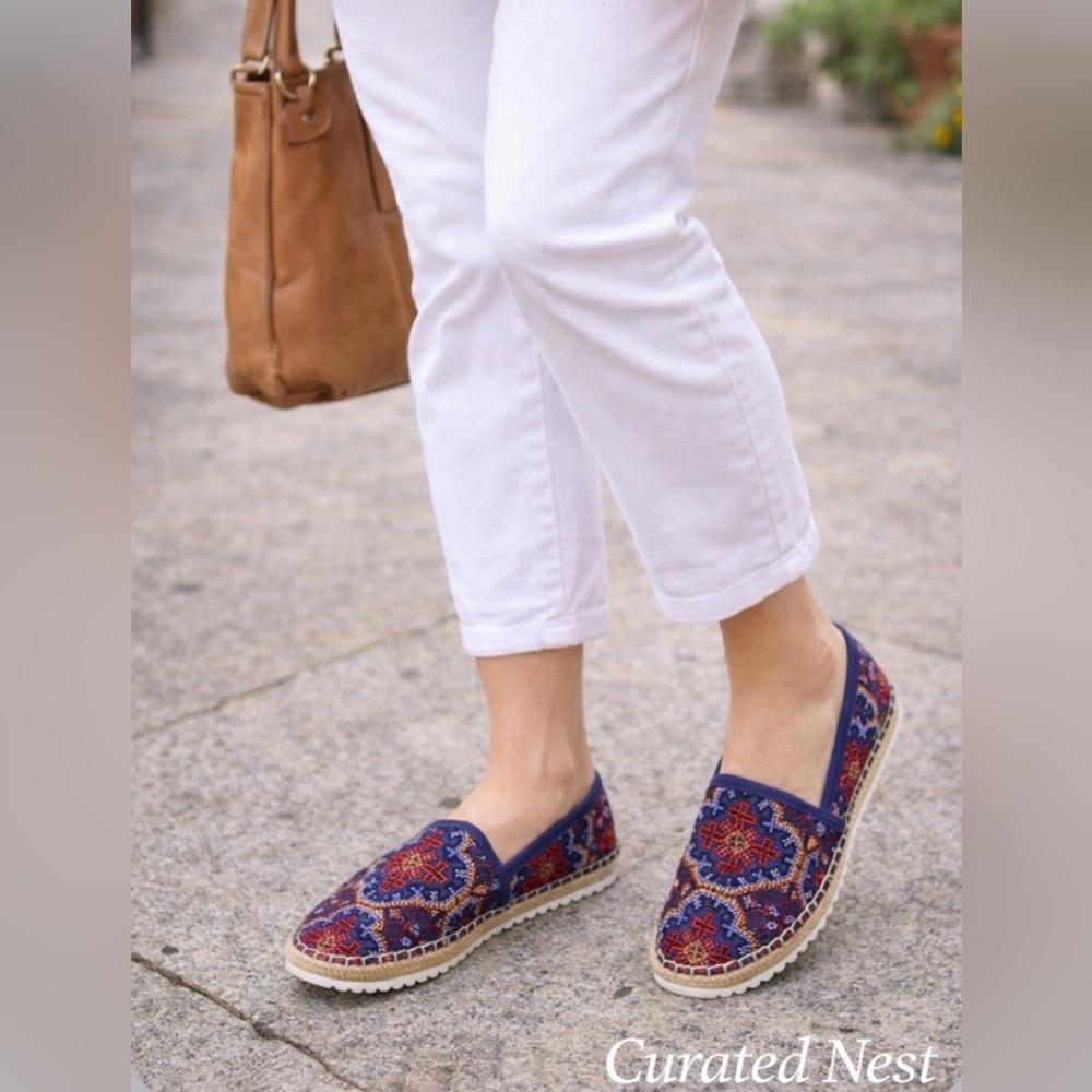 New in box Ivanka Trump Rion Flat Espadrilles